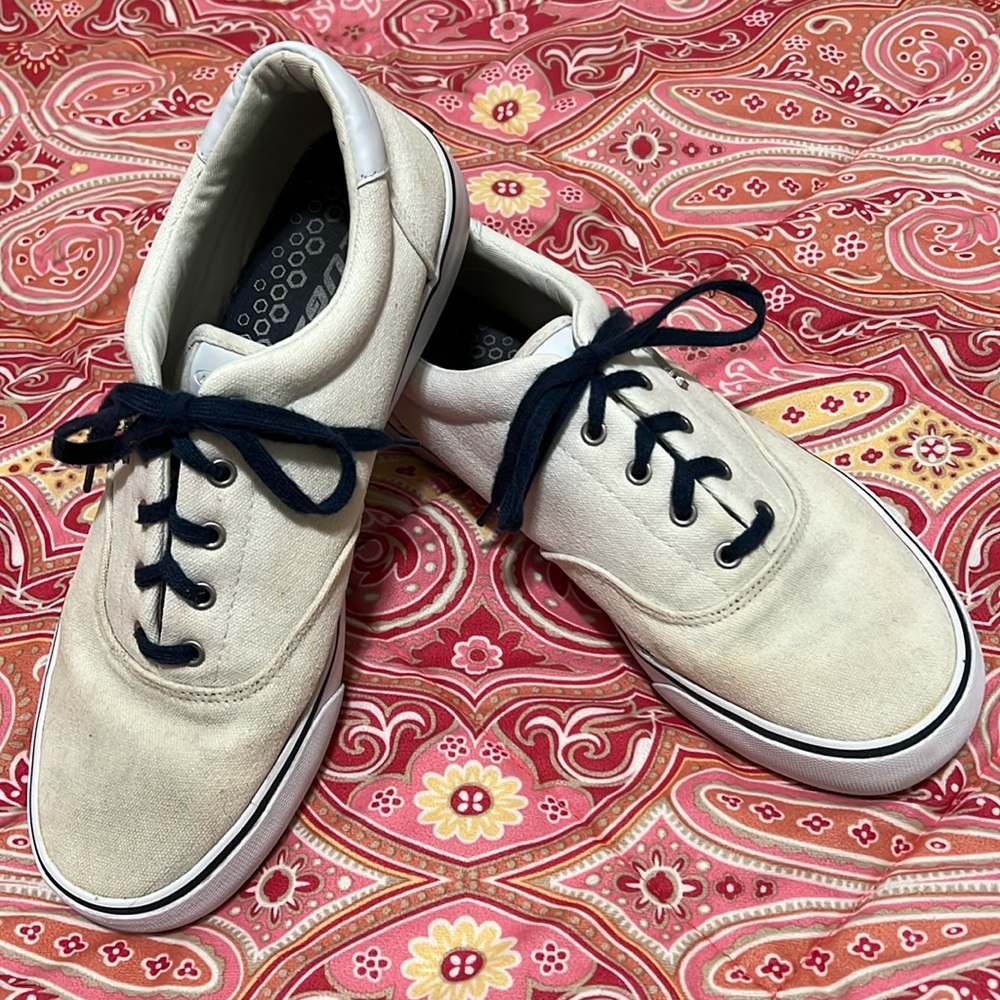 Lugz Men’s Canvas Sneakers